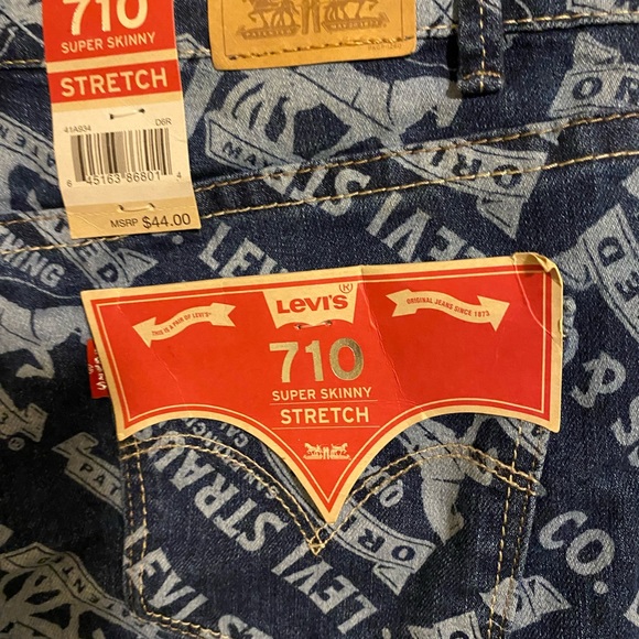 Levi's Other - Girls super skinny jeans.